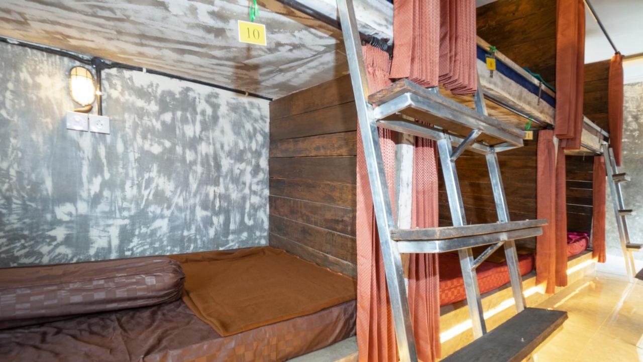 Peanut House Hostel Убуд Екстериор снимка