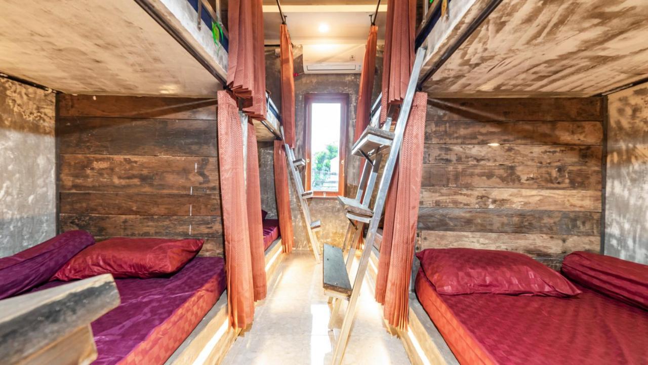 Peanut House Hostel Убуд Екстериор снимка