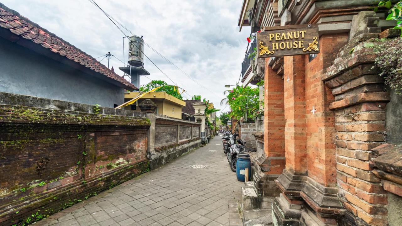 Peanut House Hostel Убуд Екстериор снимка